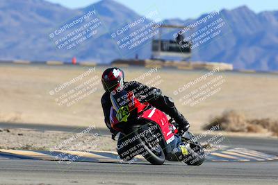 media/Jan-08-2022-SoCal Trackdays (Sat) [[1ec2777125]]/Turn 4 (1145am)/